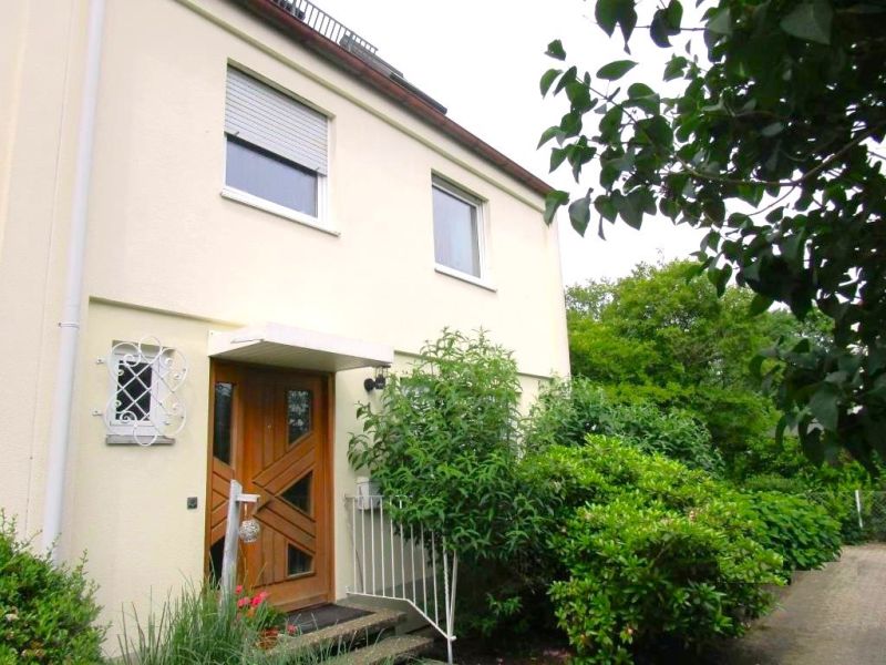 6 Zimmer REH mit 2 Bädern Nürnberg - Laufamholz / Haus kaufen