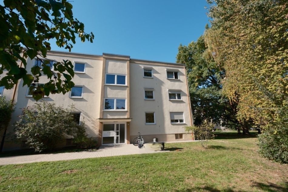 Gepflegte 3-Zi. ETW mit Balkon in Nürnberg Zerzabelshof / Wohnung kaufenGepflegte 3-Zi. ETW mit Balkon in Nürnberg Zerzabelshof / Wohnung kaufen