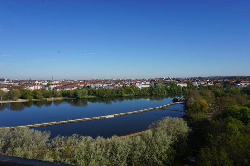 VERMIETET: Seltene Gelegenheit: 3 Zi.-Whg. mit Seeblick in Nbg. Tullnau