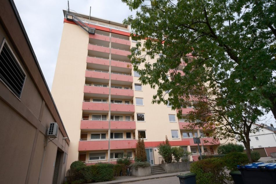 Schöne Lage: 3-Zi. Wohnung in Nürnberg - Röthenbach / Wohnung kaufenSchöne Lage: 3-Zi. Wohnung in Nürnberg - Röthenbach / Wohnung kaufen