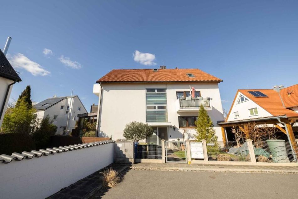 Junges Wohnen im 4-Familienhaus Nürnberg - Thon / Wohnung MietenJunges Wohnen im 4-Familienhaus Nürnberg - Thon / Wohnung Mieten