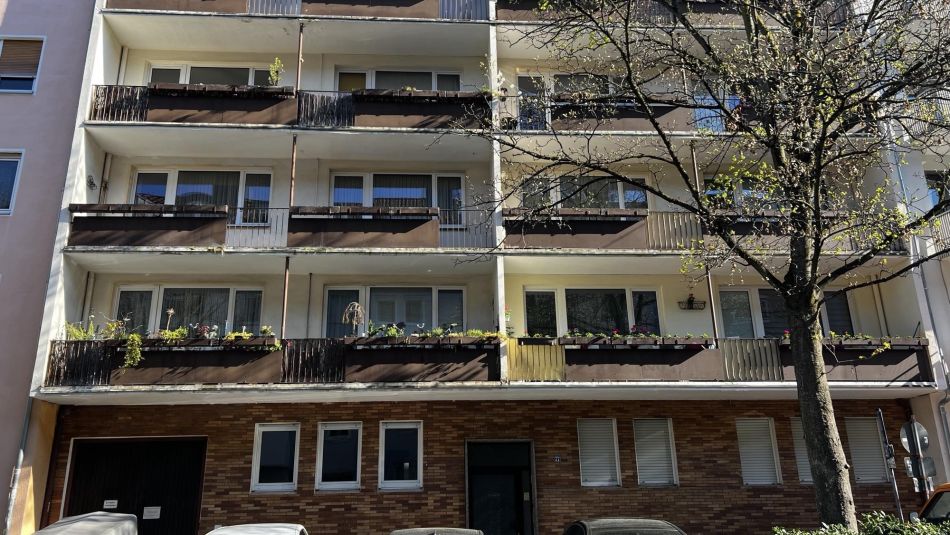 Große 1 Zi.Whg. mit separater Küche Nähe U-Bahn Nbg. Kaulbachplatz / Wohnung mietenGroße 1 Zi.Whg. mit separater Küche Nähe U-Bahn Nbg. Kaulbachplatz / Wohnung mieten