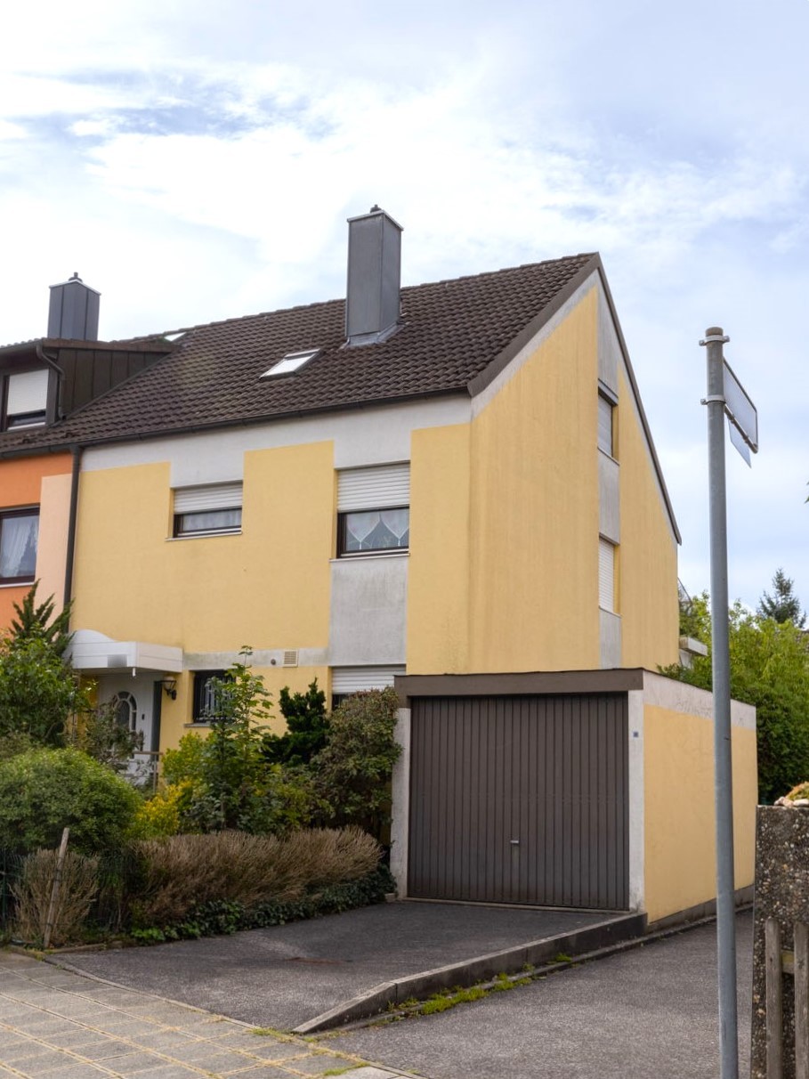 Absolut gepflegtes REH in bevorzugter Wohnlage Nbg.- Pillenreuth b. Weiherhaus / Haus kaufen