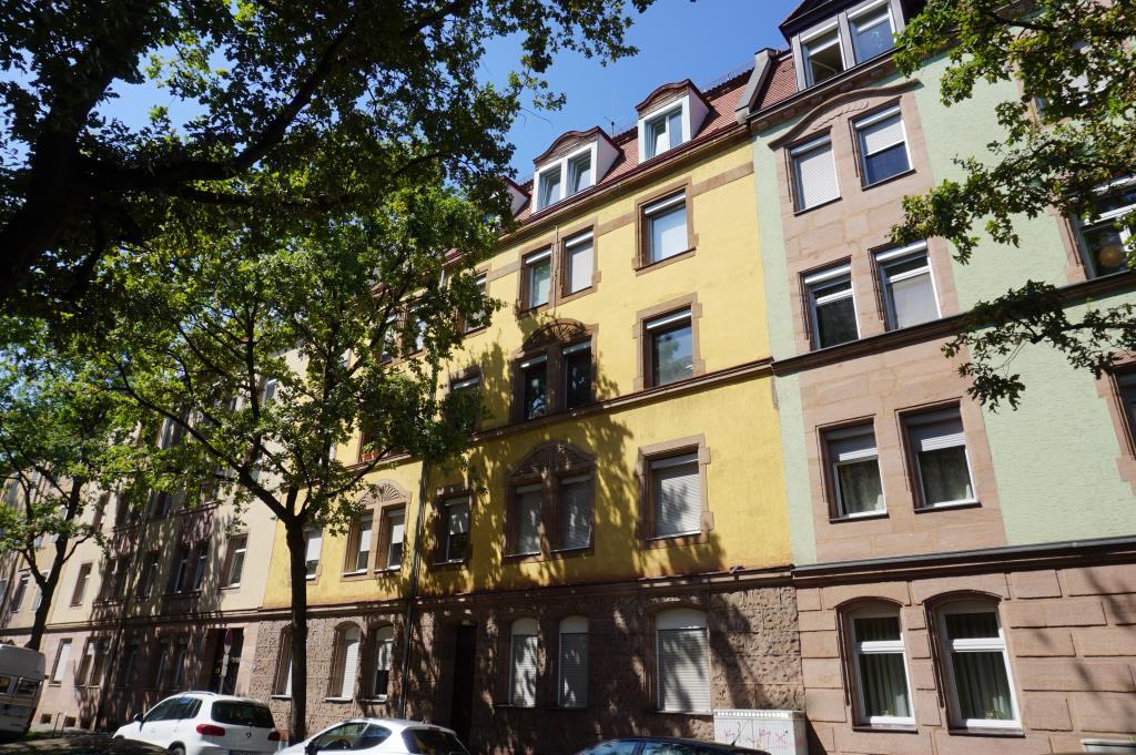 Gepflegte 3-Zi. Dachgeschoss Wohnung Nürnberg - Nibelungenviertel / Wohnung mieten
