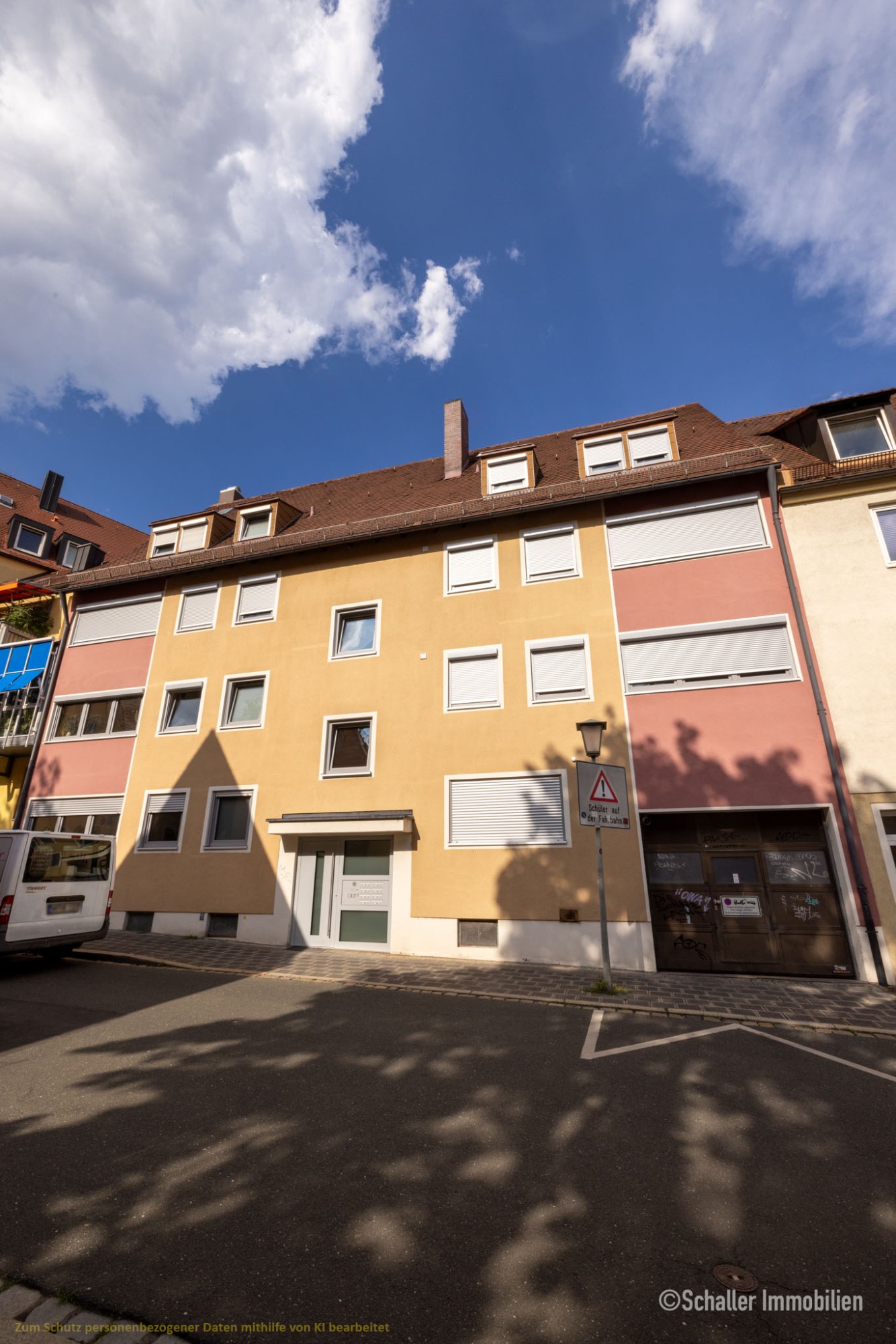 Zentral gelegene 2 Zimmer Wohnung mit Stellplatz / Wohnung kaufen